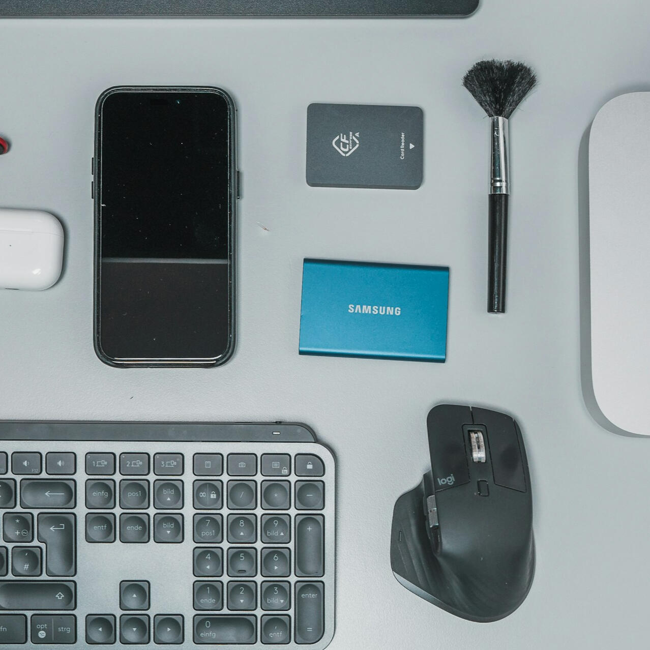 Contextual Market Benchmarking Contextual Patent Valuation Market Benchmarking of Comparable Deals or Transactions