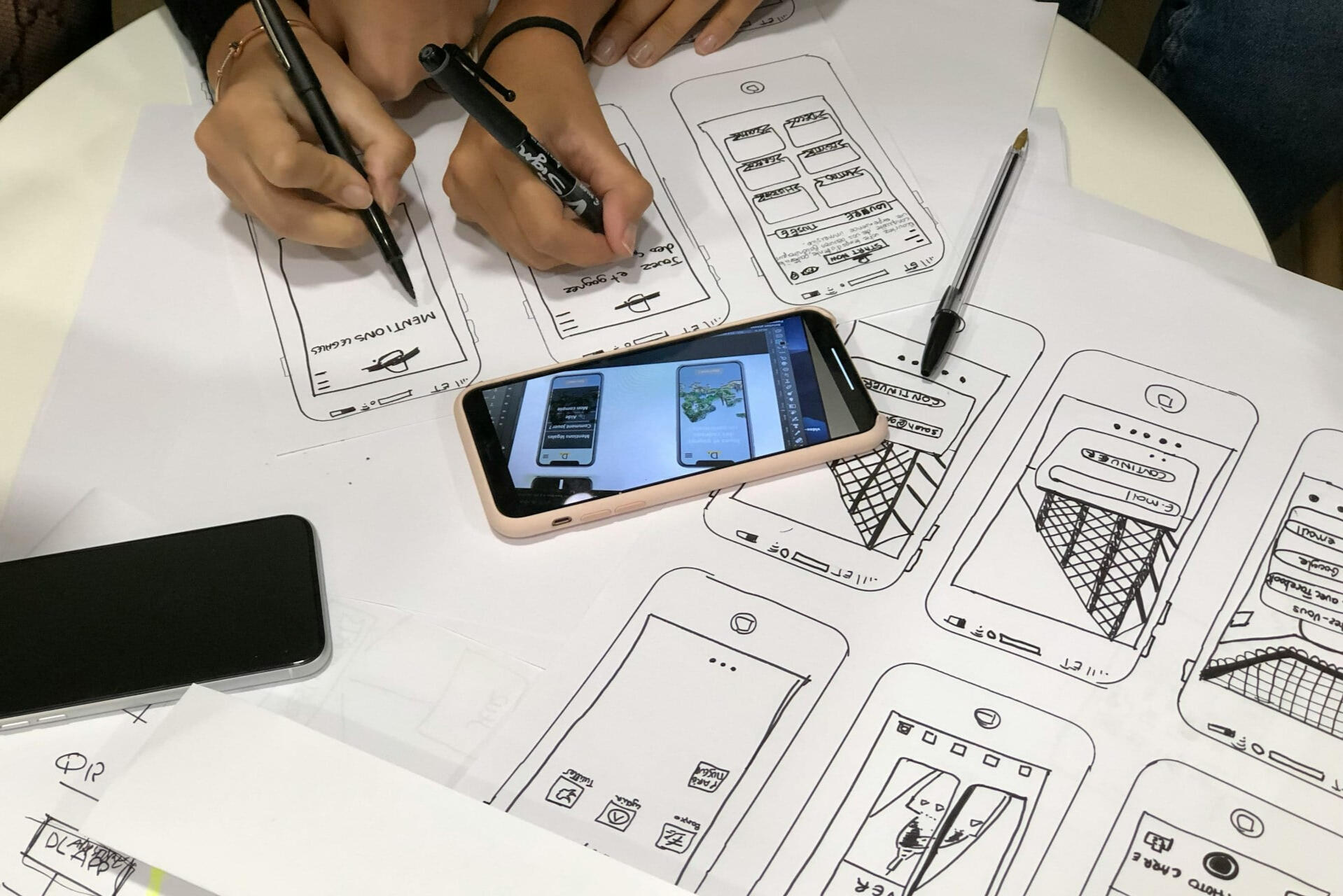 Innovative Patent Drawings Innovative patent Drawings of Mobile Device Design